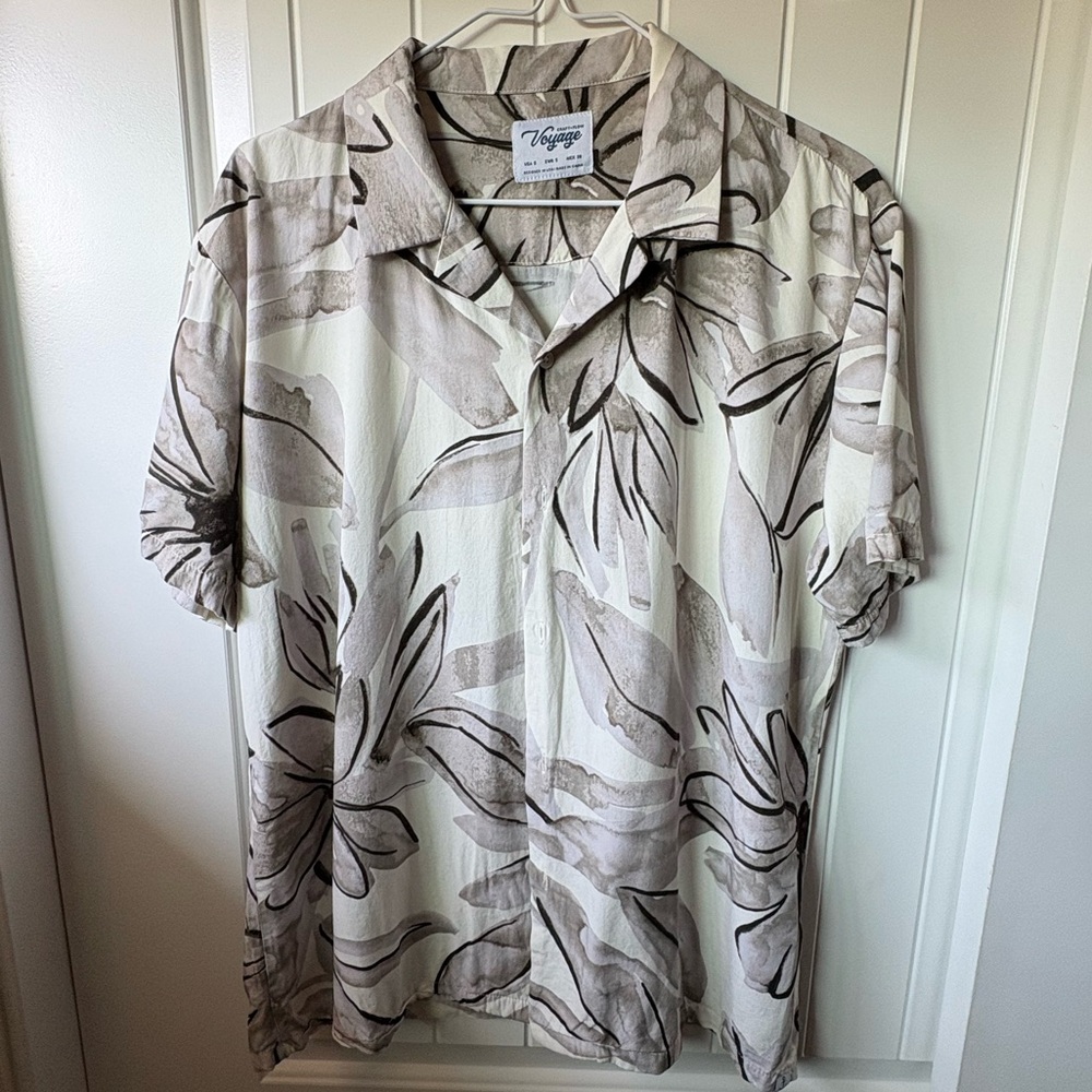 Small Vintage Floral Button-Up Blouse - Cream and Gray